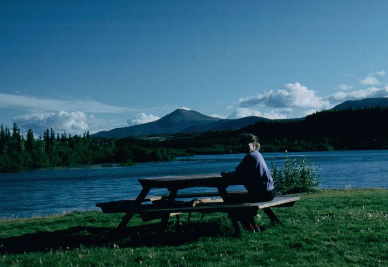 ../Images/004Angela am Yukon.jpg